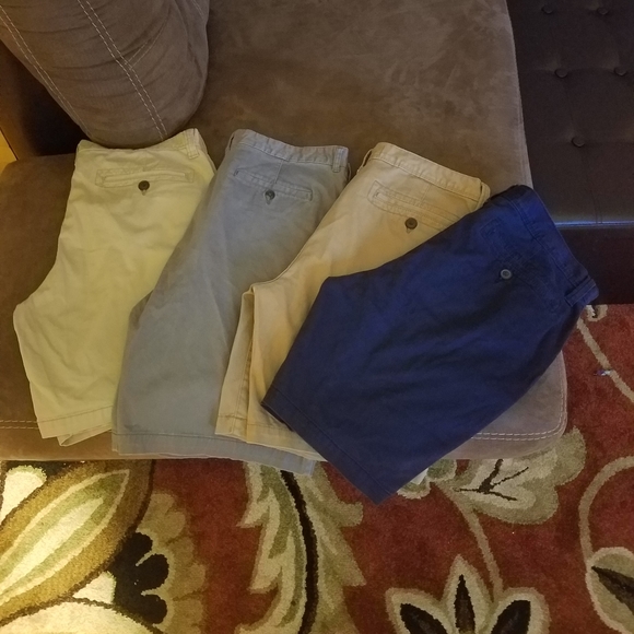Arizona Jean Company Other - Bundle of Mens shorts